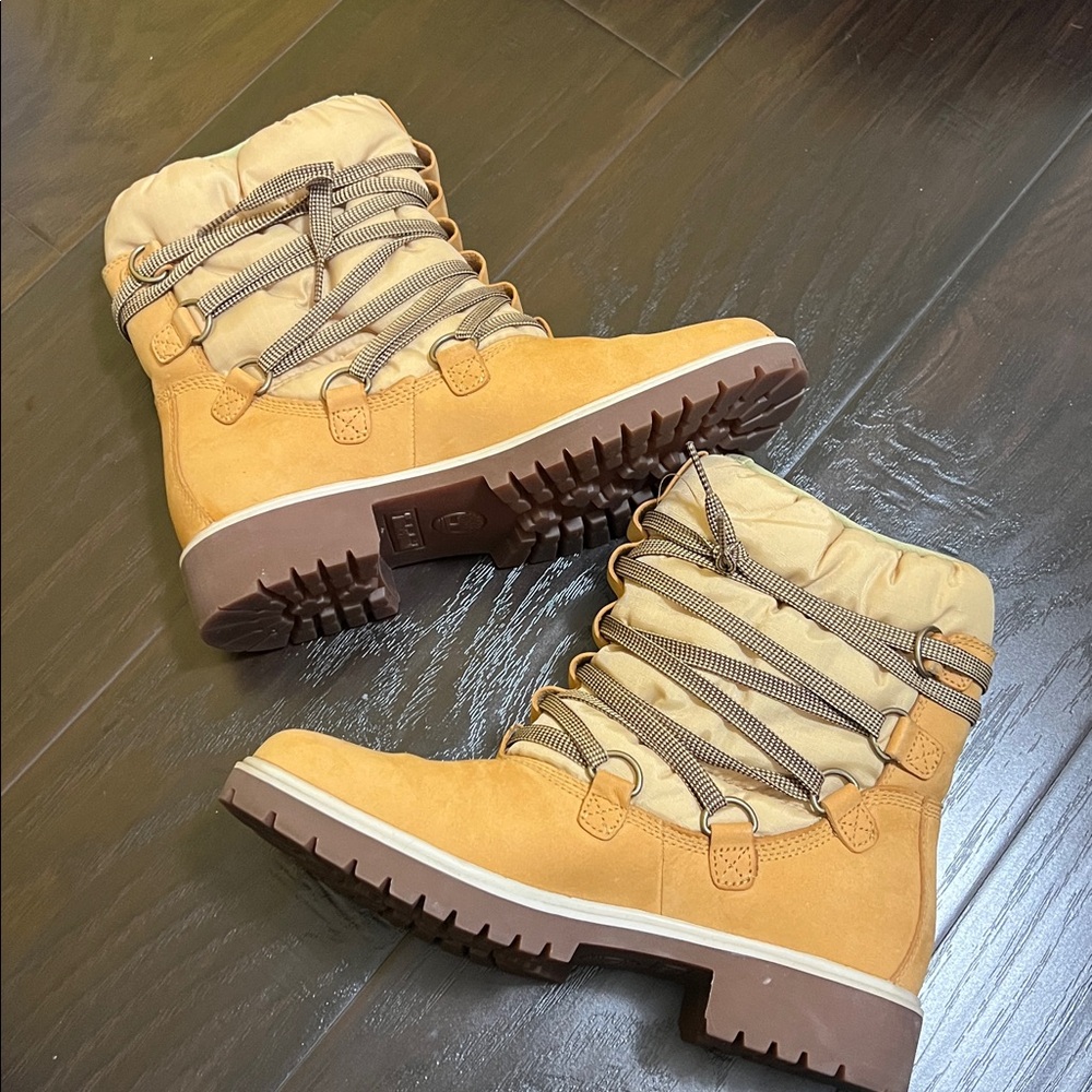 Timberland 6” Quilt Wheat/Brown Nubuck Boots - Picture 2 of 7